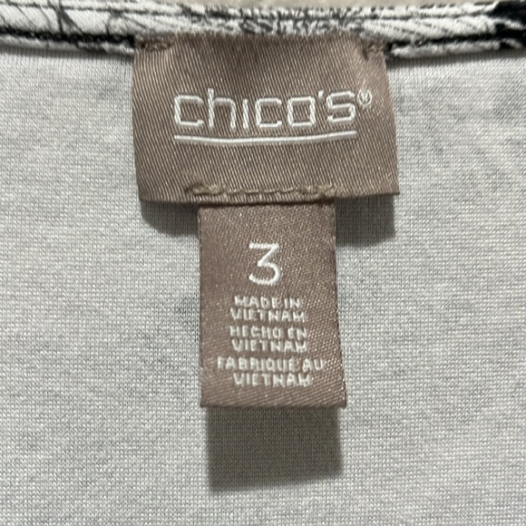 Chicos Top Shirt 3 Women XL Black White Floral Short Sleeve Round Neck Casual - Picture 3 of 7